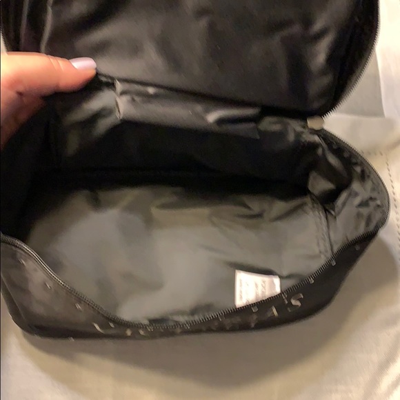 Victoria’s Secret Lingerie Cosmetic Travel Case - Picture 7 of 8